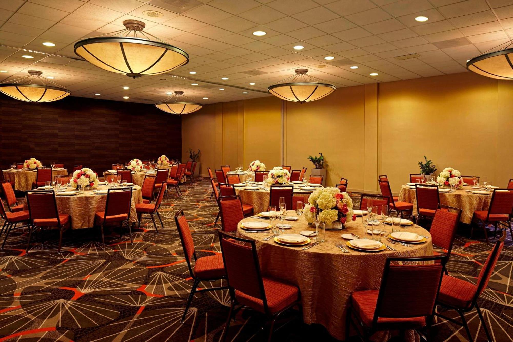 Courtyard By Marriott Mission Valley/hotel Circle Hotel 3*